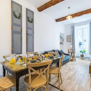 Gallieni - Superb & Unique In Center Apartment