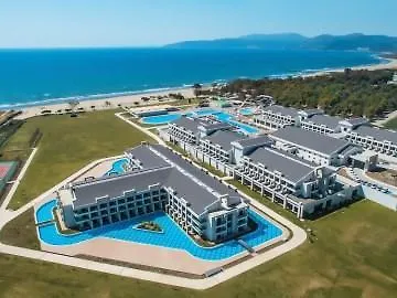 호텔 Korumar Ephesus Beach & Spa Resort 쿠사다시